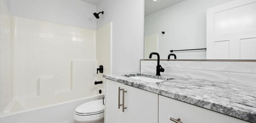 925 Black Mt Drive, Kimberly