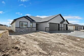 925 Black Mt Drive, Kimberly 925 Black Mt Drive, Kimberly
