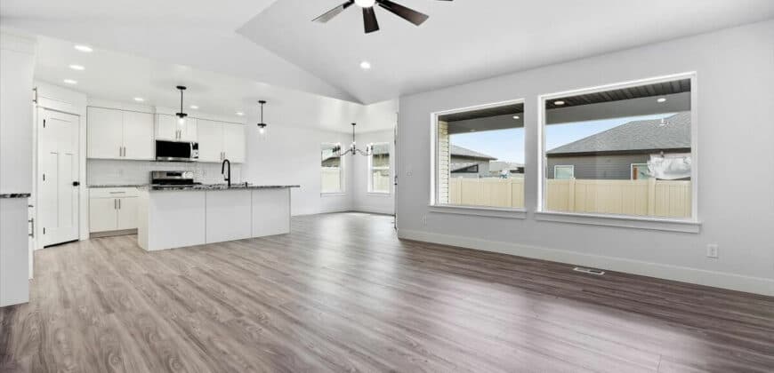 925 Black Mt Drive, Kimberly