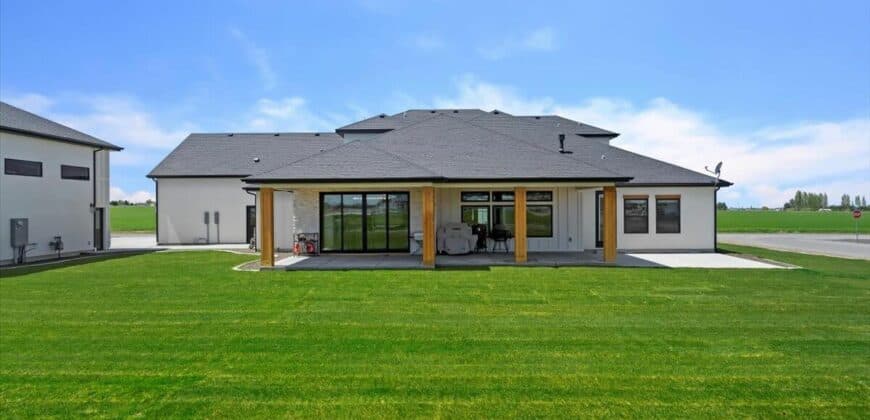 3553 E 3876 N, Kimberly