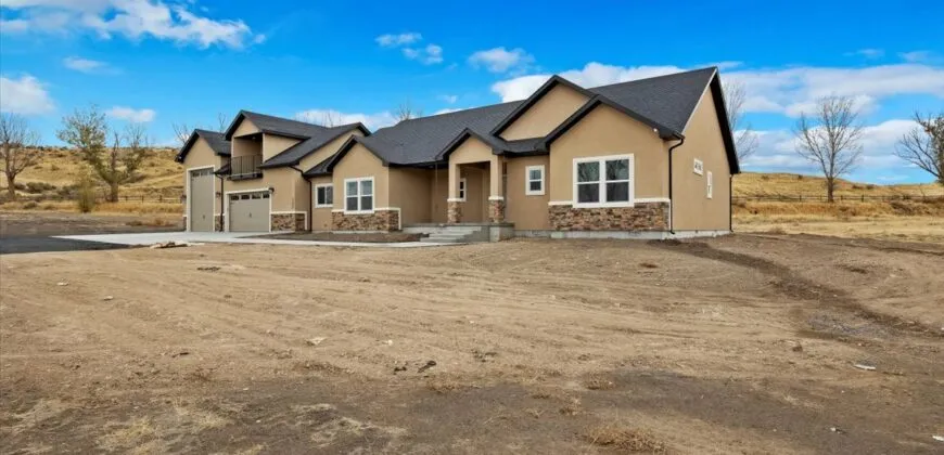 1353 Riverside Dr, Buhl ID