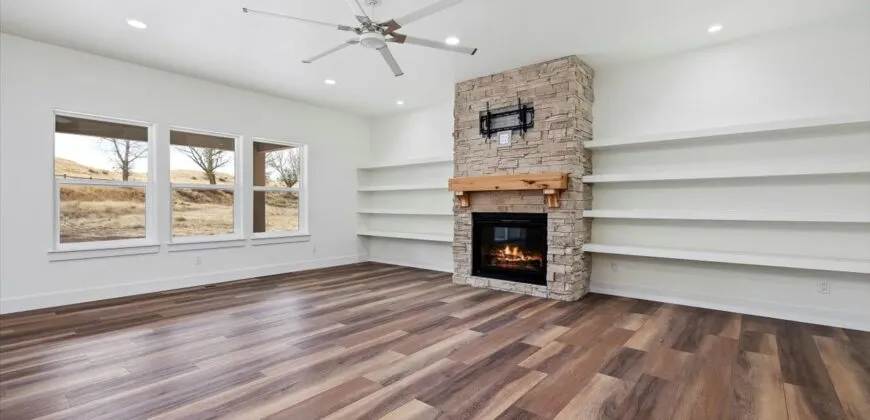 1353 Riverside Dr, Buhl ID