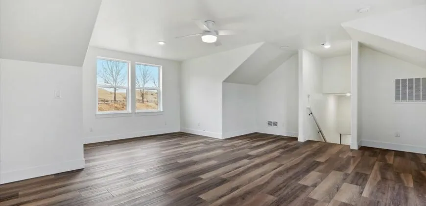 1353 Riverside Dr, Buhl ID