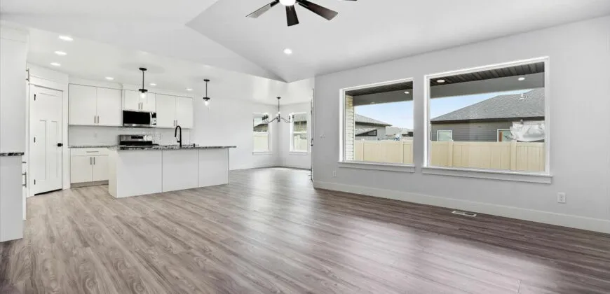 925 Black Mt Drive, Kimberly