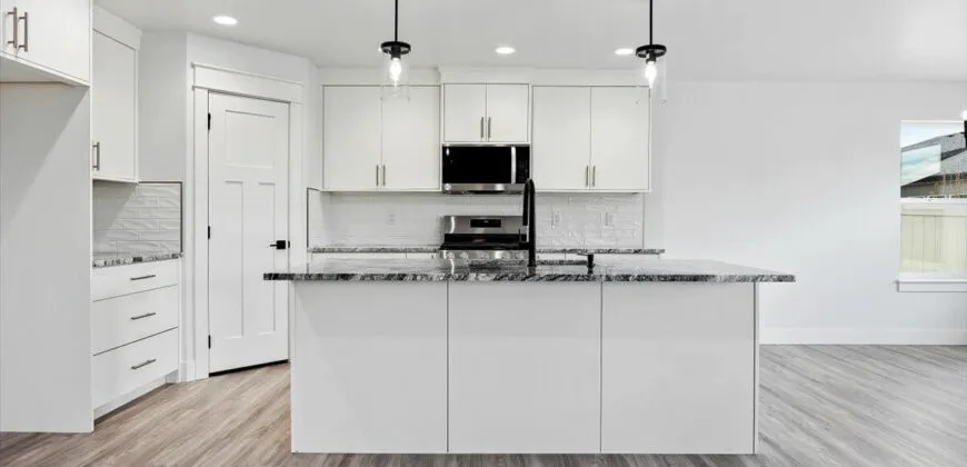 925 Black Mt Drive, Kimberly