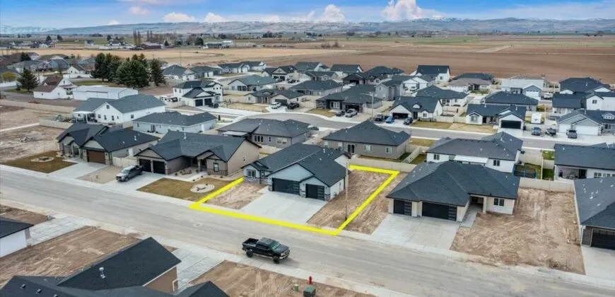 925 Black Mt Drive, Kimberly