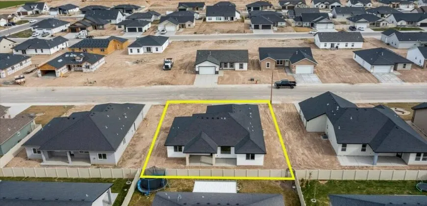 925 Black Mt Drive, Kimberly