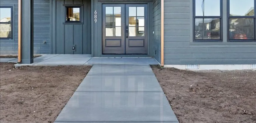 689 Canyon Crest Drive W, Twin Falls ID