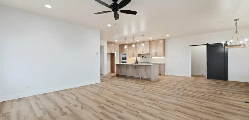 689 Canyon Crest Drive W, Twin Falls ID