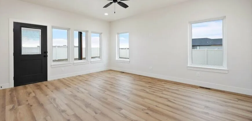 689 Canyon Crest Drive W, Twin Falls ID