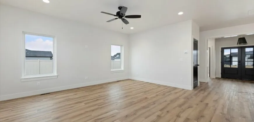 689 Canyon Crest Drive W, Twin Falls ID