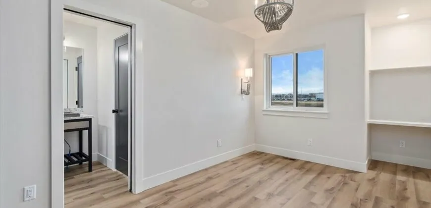 689 Canyon Crest Drive W, Twin Falls ID