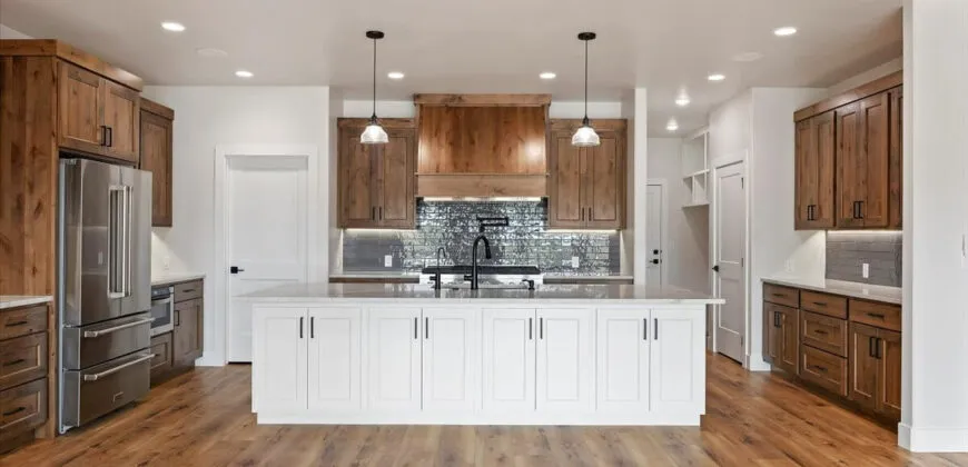 3708 N 3664 E, Hansen ID