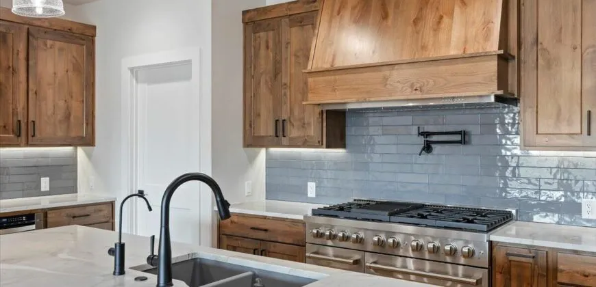 3708 N 3664 E, Hansen ID