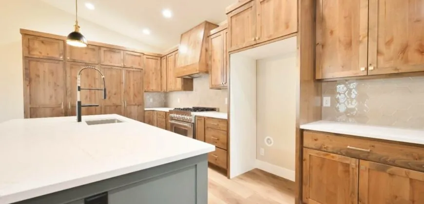 844 Coral Rd, Kimberly, ID