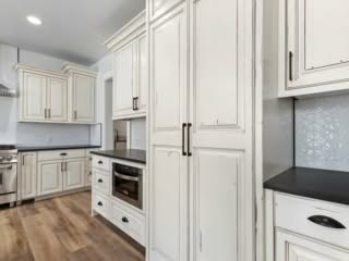 11-Kitchen
