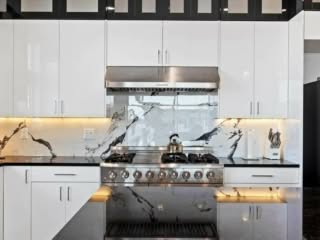 18-Kitchen