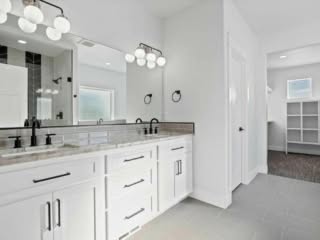 32-Master Bath
