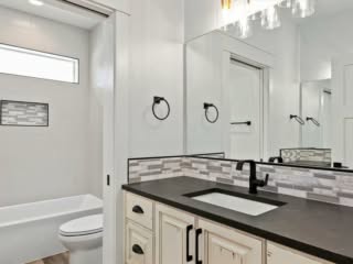 35-Bathroom