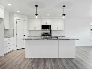 08-Kitchen