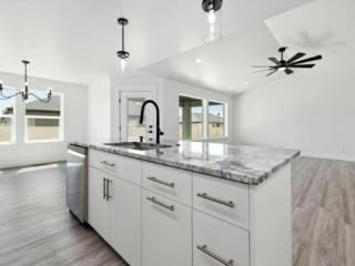 09-Kitchen