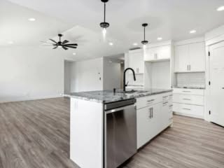 10-Kitchen