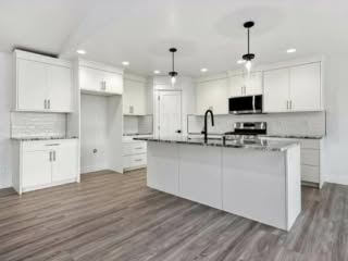 12-Kitchen