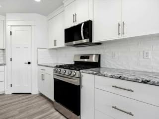 13-Kitchen